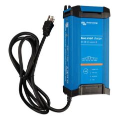 Victron Energy Blue Smart IP22 Charger 24/16 (3) BPC241648002