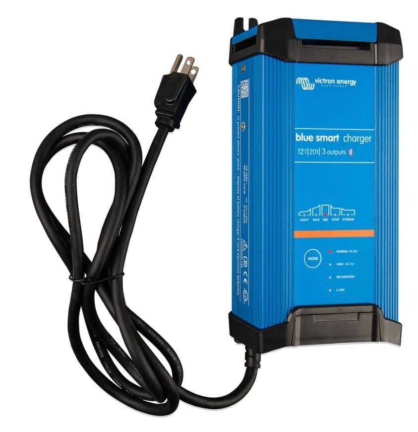 Victron Energy Blue Smart IP22 Charger 12/20 (3) BPC122044002