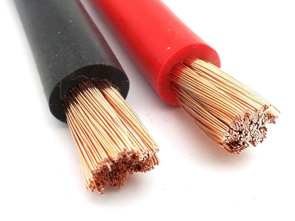 Akü Bağlantı Kaynak Kablosu 25mm2 Kırmızı 1 METRE